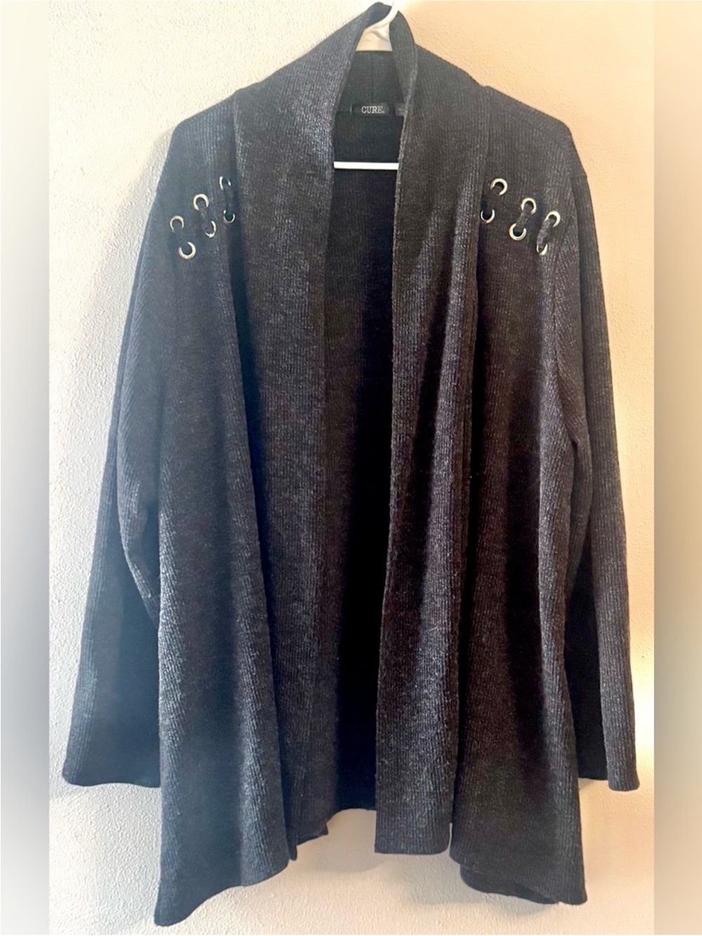 Cure Black Open Front Grommet Shoulder Cardigan Plus Size 3XL - Picture 2 of 7